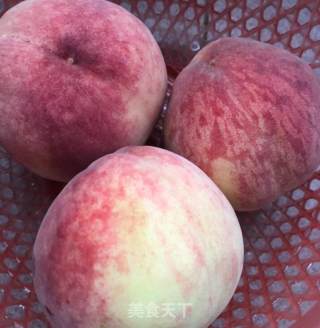 水蜜桃酱的做法步骤：1