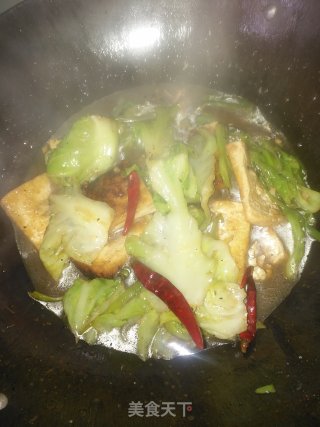 香煎豆腐烧手撒包菜的做法步骤：13
