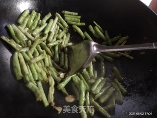 清炒豆角的做法步骤：3