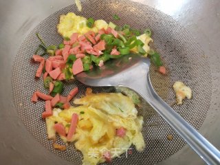 香蕉炒饭的做法步骤：4