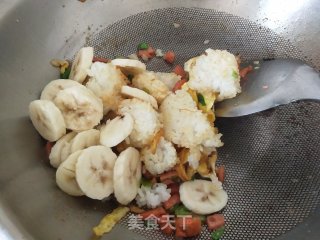 香蕉炒饭的做法步骤：7