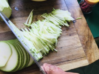 大肉西葫芦水饺的做法步骤：4