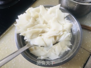 鸡蛋番茄尕面片的做法步骤：11