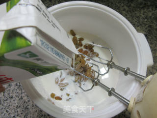 葡萄干奶油冰激凌的做法步骤：6