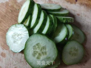 鸡肉蔬菜沙拉的做法步骤：3