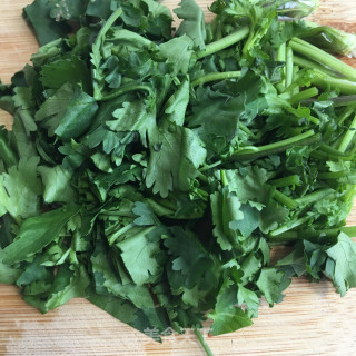 牛肉拌洋葱香菜的做法步骤：3