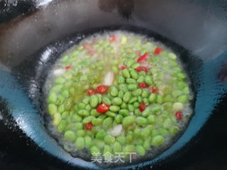 毛豆米炒牛筋的做法步骤：5