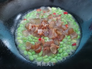 毛豆米炒牛筋的做法步骤：6