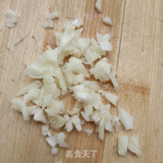 茼蒿叶子拌鸡蛋的做法步骤：11