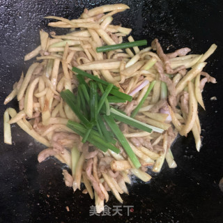茭白炒里脊肉的做法步骤：8