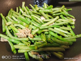 肉片炒豆角的做法步骤：4