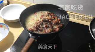 简易版麻辣小龙虾，好吃又简单，麻辣鲜香。的做法步骤：4
