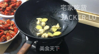 简易版麻辣小龙虾，好吃又简单，麻辣鲜香。的做法步骤：6