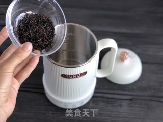 港式柠檬茶的做法步骤：4