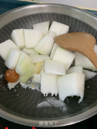 咸蛋冬瓜汤的做法步骤：5