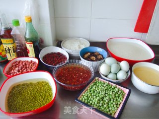 五谷杂粮粽子的做法步骤：1