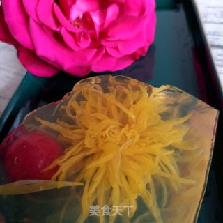 雪梨菊花冻的做法步骤：17
