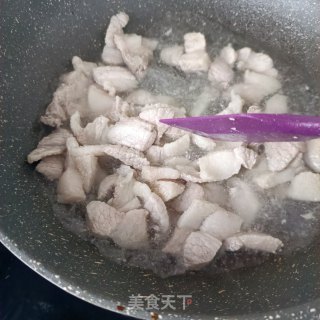 台式卤肉饭的做法步骤：4
