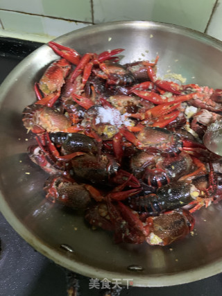 蒜蓉紫苏小龙虾的做法步骤：5