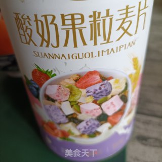 果酱麦片拌酸奶的做法步骤：1