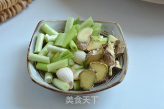 嫩滑味美的黄焖鸡的做法步骤：5