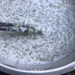 茴香煎饼的做法步骤：4