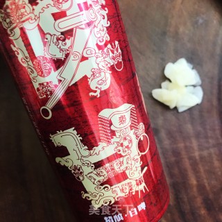 啤酒炖鸡翅的做法步骤：3