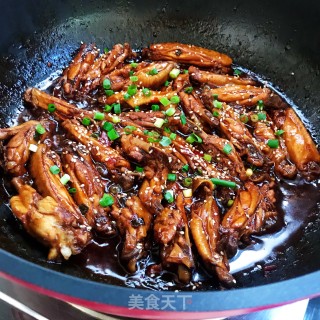 啤酒炖鸡翅的做法步骤：8