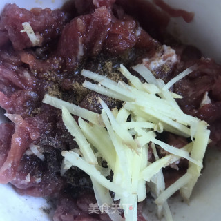 银鱼牛肉粥的做法步骤：6