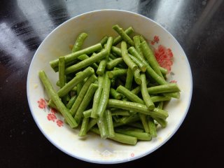 蒸豆角的做法步骤：2