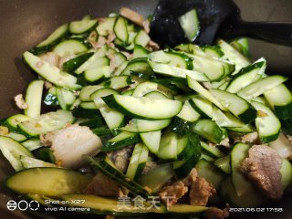 肉片炒黄瓜的做法步骤：4