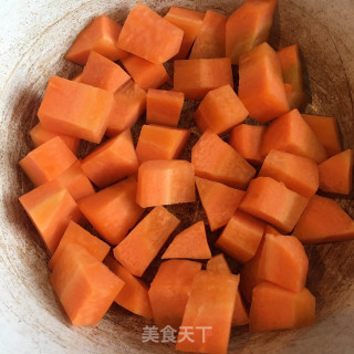虾仁炒双色丁的做法步骤：3
