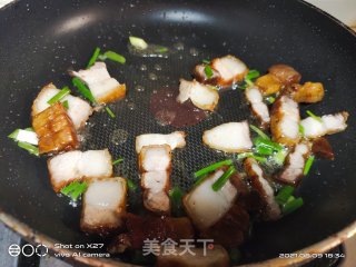 五花肉炒玉米的做法步骤：5