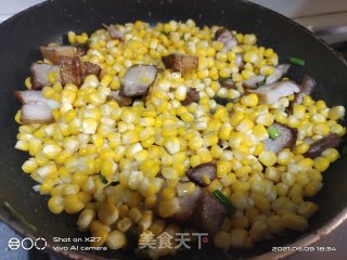 五花肉炒玉米的做法步骤：6