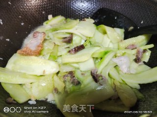 五花肉炒黄瓜的做法步骤：6