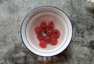 树莓麦片拌酸奶的做法步骤：3