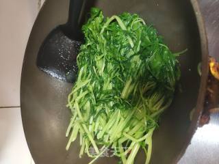 扁豆炒五花肉盖烧饭的做法步骤：7