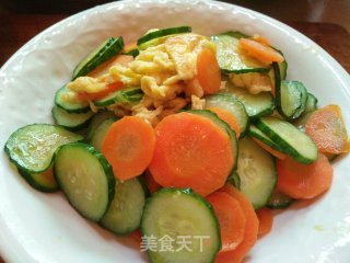 黄瓜炒鸡蛋的做法步骤：12