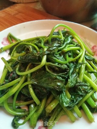 素炒地瓜叶的做法步骤：4
