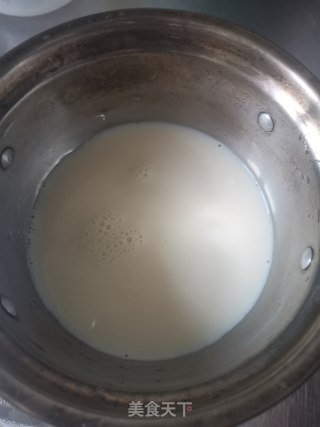 火龙果酸奶布丁杯的做法步骤：2