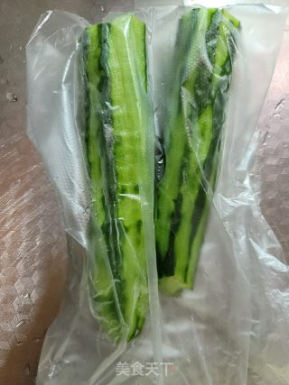 洋葱拌青瓜的做法步骤：3