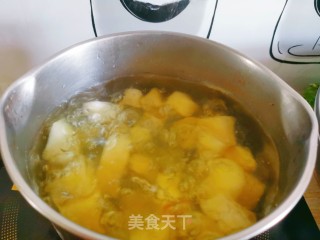 冰糖雪梨的做法步骤：3