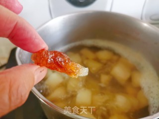 冰糖雪梨的做法步骤：4
