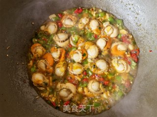 蒜蓉辣椒炒扇贝的做法步骤：12