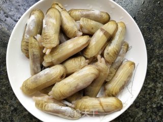 清蒸蛏子的做法步骤：1