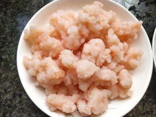 紫菜虾滑汤的做法步骤：2