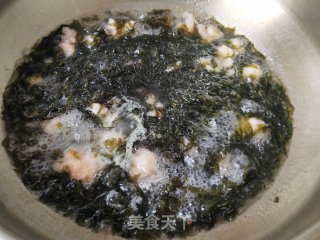 紫菜虾滑汤的做法步骤：6