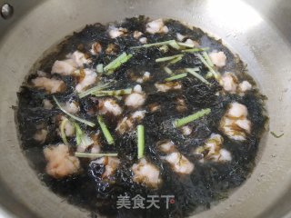 紫菜虾滑汤的做法步骤：7