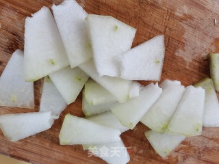 玉鲳鲞烧冬瓜的做法步骤：2