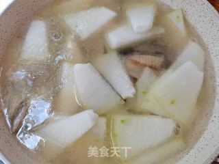 玉鲳鲞烧冬瓜的做法步骤：6
